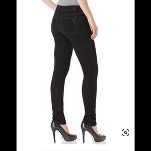 Jessica Simpson Kiss Me Jegging